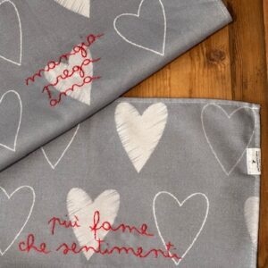TOVAGLIETTE "MANGIA PREGA AMA/PIU' FAME CHE SENTIMENTI"