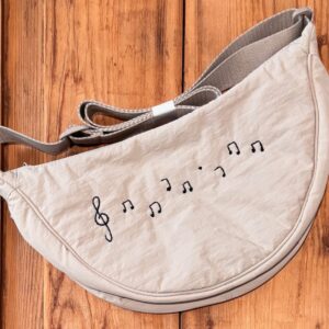 BORSA TRACOLLA GRIGIA "NOTE MUSICALI" ricamata a mano