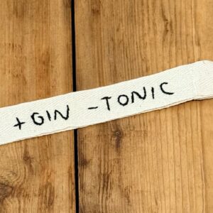 PORTACHIAVI "+ GIN - TONIC" ricamato a mano