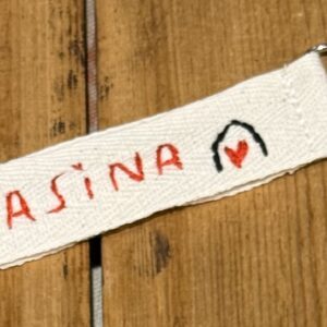 PORTACHIAVI COLOR PANNA "CASINA ♥" ricamato a mano