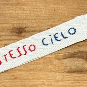 PORTACHIAVI COLOR PANNA "LO STESSO CIELO" ricamato a mano (ricamo rosso&blu)