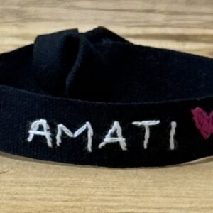 BRACCIALE COLOR NERO "AMATI ♥" ricamato a mano